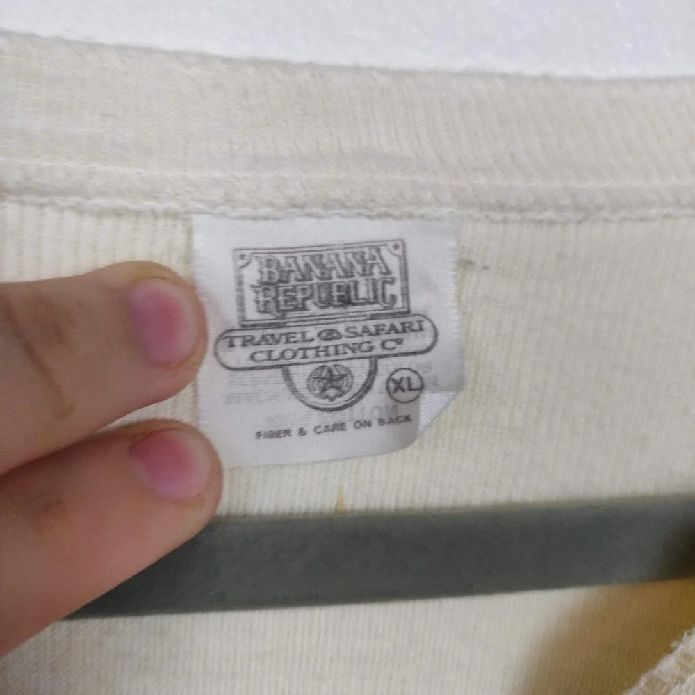 Vintage 80s Banana Republic Henley Top‎ Mens XL Cream Safari Logo Distressed